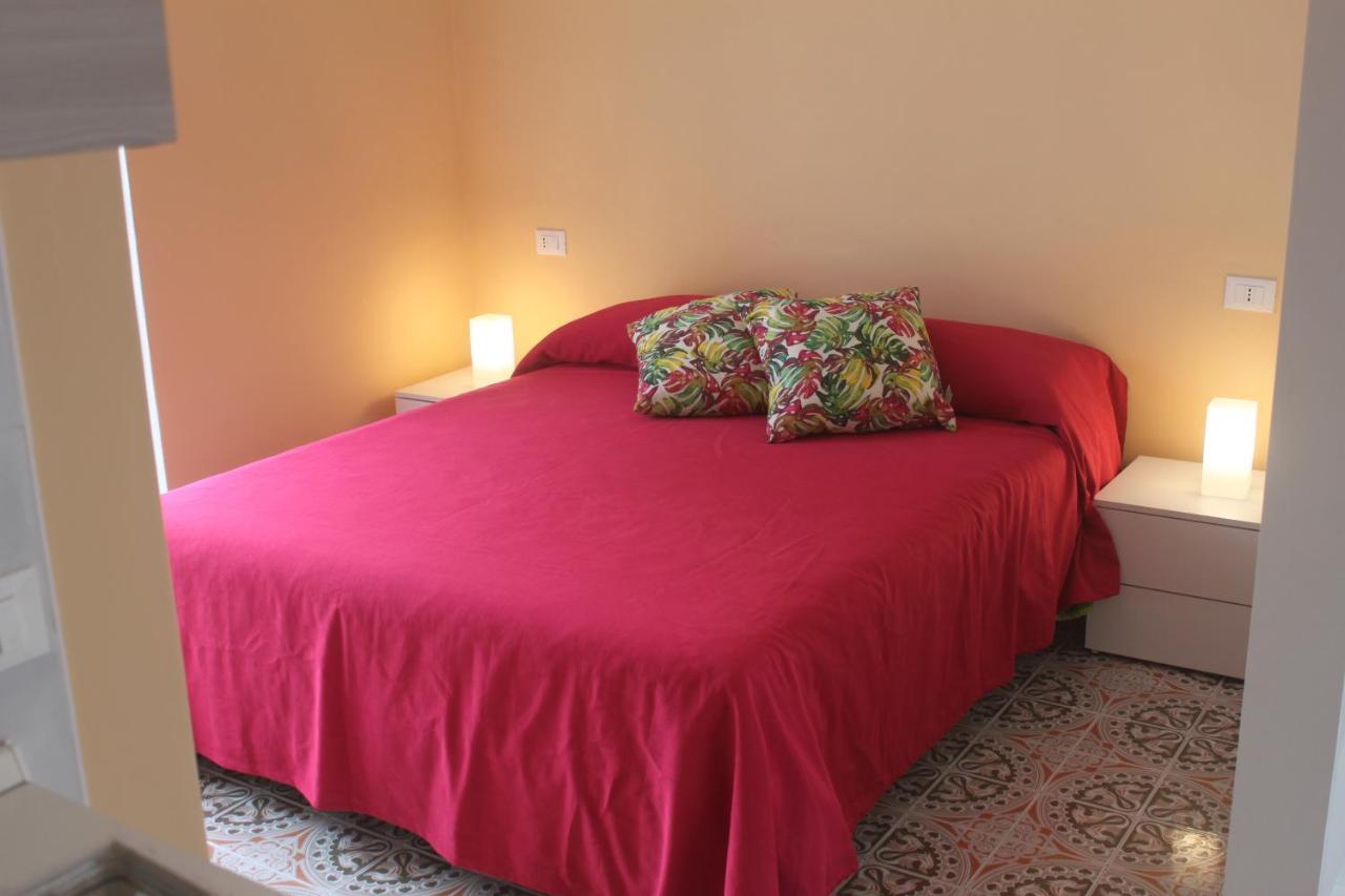 Camere Dieci Maggio- Beb Dory, Nemo, Guizzo Ponza Bagian luar foto