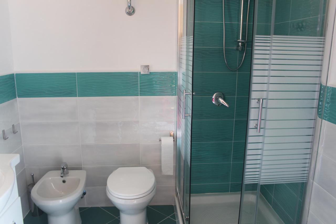 Camere Dieci Maggio- Beb Dory, Nemo, Guizzo Ponza Bagian luar foto