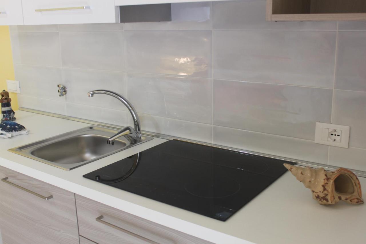 Camere Dieci Maggio- Beb Dory, Nemo, Guizzo Ponza Bagian luar foto