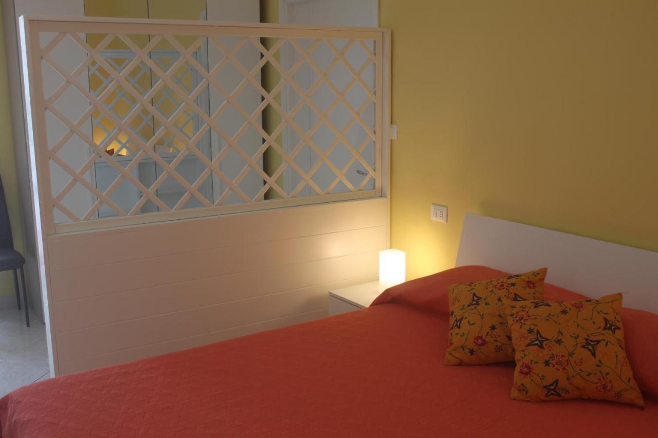 Camere Dieci Maggio- Beb Dory, Nemo, Guizzo Ponza Bagian luar foto