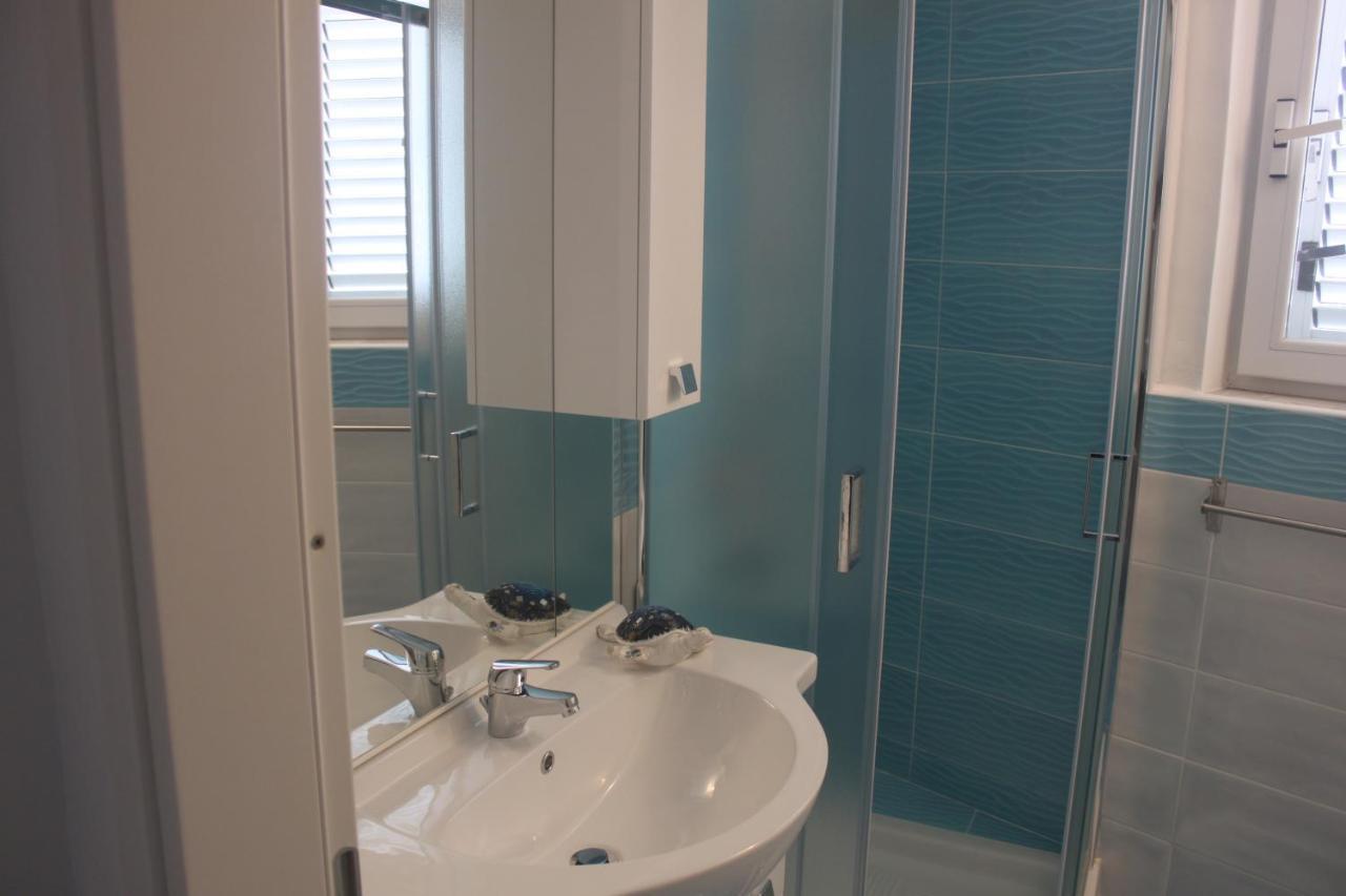 Camere Dieci Maggio- Beb Dory, Nemo, Guizzo Ponza Bagian luar foto