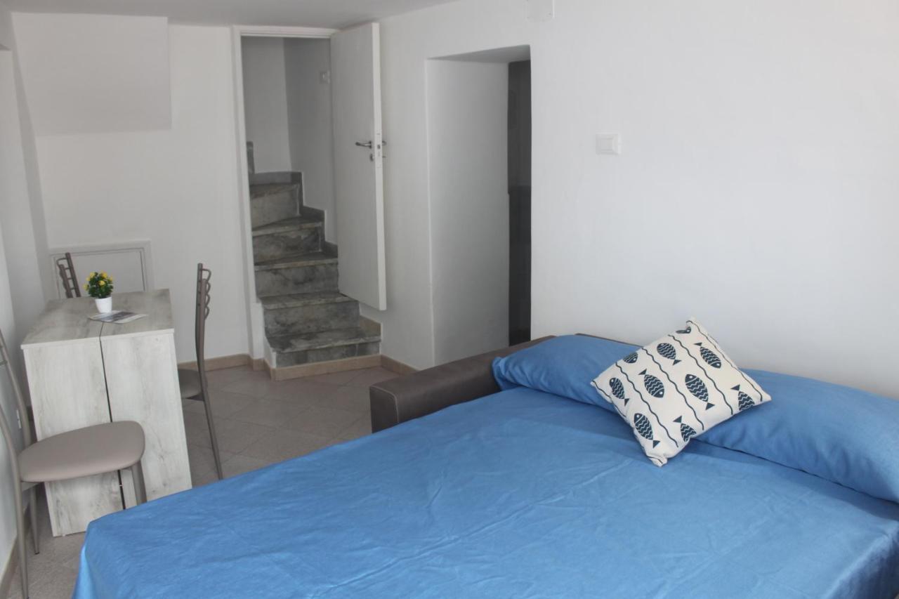 Camere Dieci Maggio- Beb Dory, Nemo, Guizzo Ponza Bagian luar foto