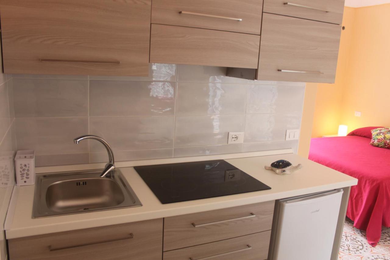 Camere Dieci Maggio- Beb Dory, Nemo, Guizzo Ponza Bagian luar foto